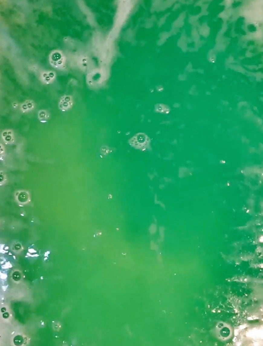 Adventurous Bath Bomb Dust - Bath Bombs - Cottage Fresh Scents