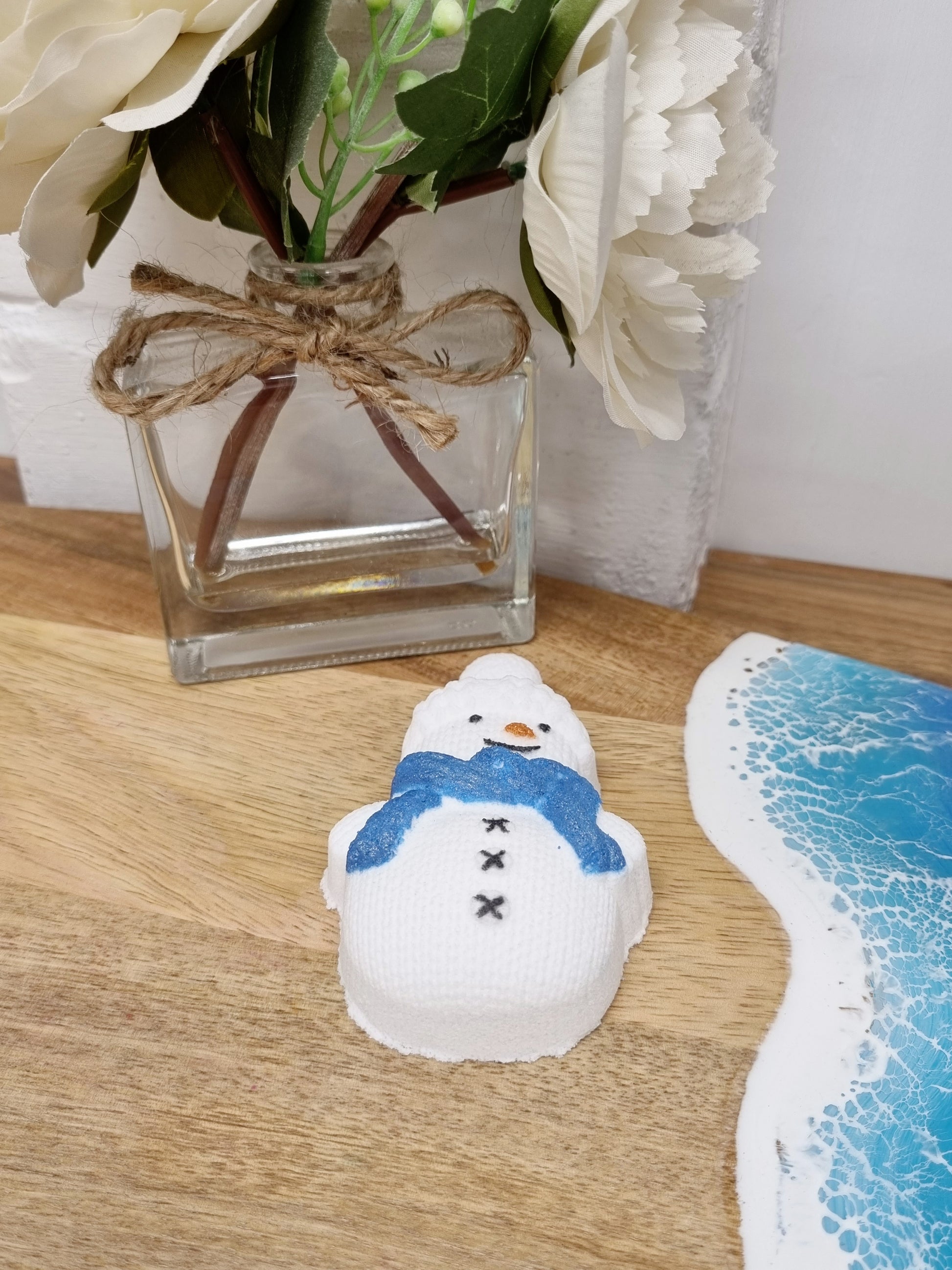 Snowman Christmas Bath Bomb - Bath Bombs - Cottage Fresh Scents